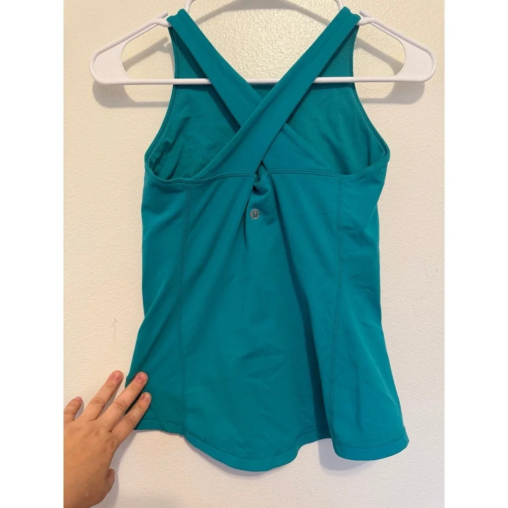 Lululemon Womens greenRacerback Criss Cross Strap Yoga Tank Top Size 4